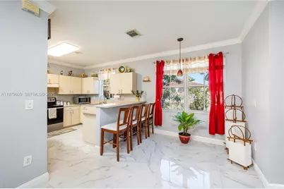 13861 SW 273rd Ter, Homestead, FL 33032 - Photo 11