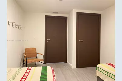 1000 Brickell Plaza #3807, Miami, FL 33131 - Photo 17