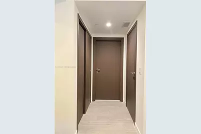 1000 Brickell Plaza #3807, Miami, FL 33131 - Photo 23