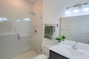 491 SW 91st Pl, Miami, FL 33174 - Photo 11