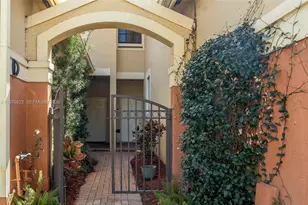 3892 Tree Top Dr, Weston, FL 33332 - Photo 5