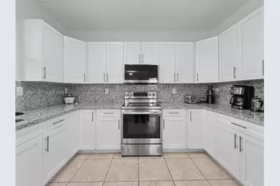 363 NE 25th Ter, Homestead, FL 33033 - Photo 23