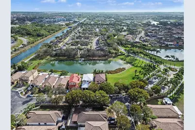 363 NE 25th Ter, Homestead, FL 33033 - Photo 9