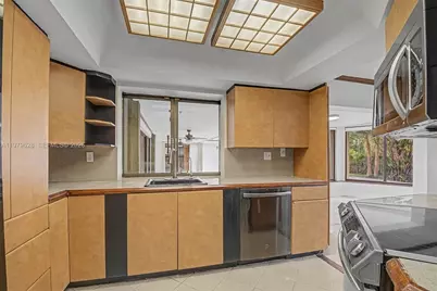 13621 SW 103rd Ave, Miami, FL 33176 - Photo 13