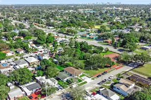 1735 NW 84th St, Miami, FL 33147 - Photo 25