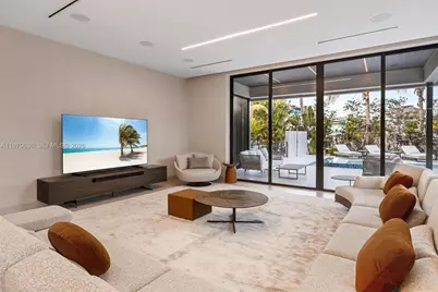 723 NE 77th St, Miami, FL 33138 - Photo 73