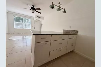 2445 Lake Pancoast Dr #7, Miami Beach, FL 33140 - Photo 17