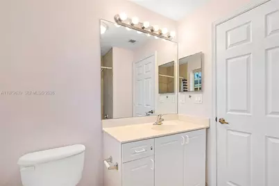 330 SW 2nd Ave #12, Hallandale Beach, FL 33009 - Photo 17