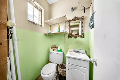 18480 W Dixie Hwy, North Miami Beach, FL 33160 - Photo 9