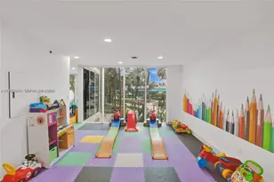 19111 Collins Ave, Sunny Isles Beach, FL 33160 - Photo 35