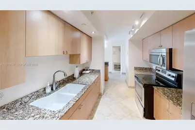 6917 Collins Ave #1620, Miami Beach, FL 33141 - Photo 5