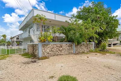 174 Corrine Pl #1, Key Largo, FL 33037 - Photo 1