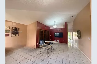 17991 SW 136th Ave, Miami, FL 33177 - Photo 3