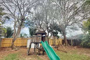 17991 SW 136th Ave, Miami, FL 33177 - Photo 17