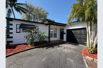 8370 NW 26th St, Sunrise, FL 33322 - Photo 15