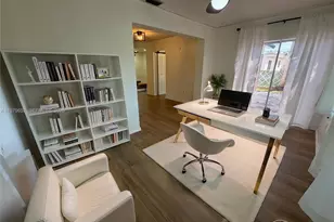 8370 NW 26th St, Sunrise, FL 33322 - Photo 7