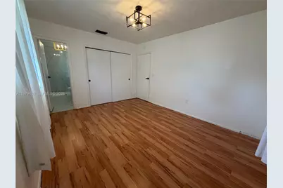 8370 NW 26th St, Sunrise, FL 33322 - Photo 53