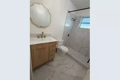 8370 NW 26th St, Sunrise, FL 33322 - Photo 5