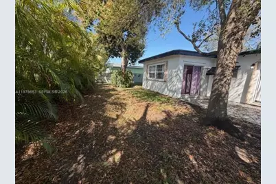 8370 NW 26th St, Sunrise, FL 33322 - Photo 71