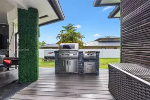 11950 SW 43rd St, Miami, FL 33175 - Photo 57