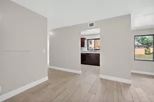 1451 NW 92nd Ave, Pembroke Pines, FL 33024 - Photo 9