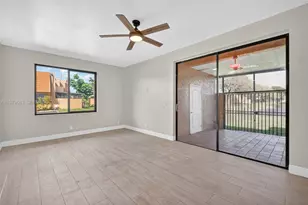 1451 NW 92nd Ave, Pembroke Pines, FL 33024 - Photo 17