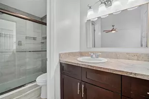 1451 NW 92nd Ave, Pembroke Pines, FL 33024 - Photo 45