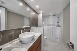 2000 Towerside Terrace, Miami, FL 33138 - Photo 17