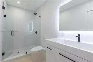 2251 SW 20th St, Miami, FL 33145 - Photo 27