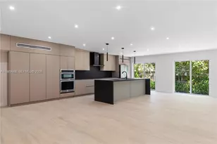 2251 SW 20th St, Miami, FL 33145 - Photo 15