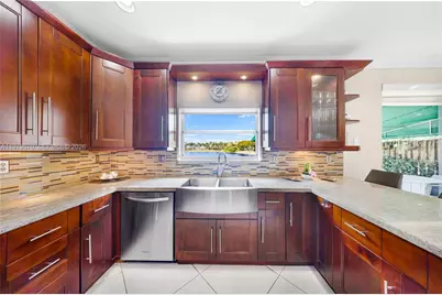 10917 NW 59th St, Doral, FL 33178 - Photo 11