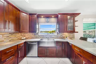 10917 NW 59th St, Doral, FL 33178 - Photo 11