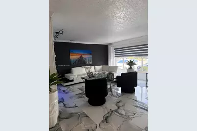 12121 SW 107th St, Miami, FL 33186 - Photo 9