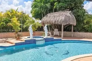 12121 SW 107th St, Miami, FL 33186 - Photo 21