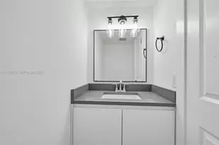 12224 SW 52nd Pl, Cooper City, FL 33330 - Photo 21