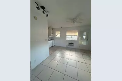 1045 N Andrews Ave #5, Fort Lauderdale, FL 33311 - Photo 7