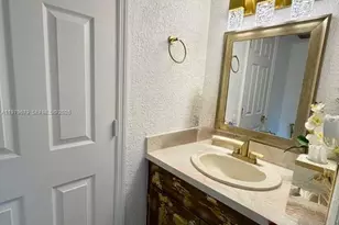 8209 SW 23rd Ct, North Lauderdale, FL 33068 - Photo 11