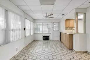 5102 NW 53rd St, Tamarac, FL 33319 - Photo 9