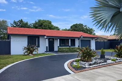 6875 SW 148th Ct, Miami, FL 33193 - Photo 3