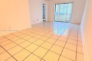 10541 NW 10th St, Pembroke Pines, FL 33026 - Photo 9