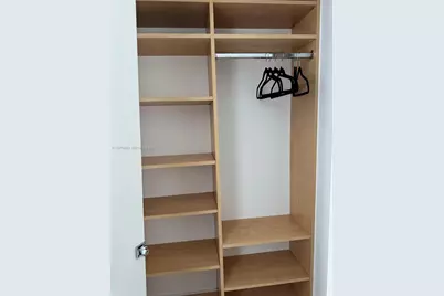 200 Biscayne Boulevard Way #3711, Miami, FL 33131 - Photo 15