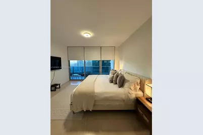 200 Biscayne Boulevard Way #3711, Miami, FL 33131 - Photo 9