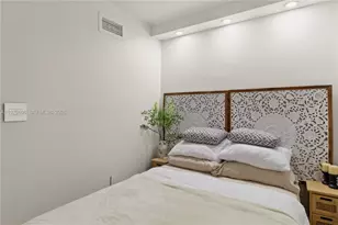 5701 Collins Ave, Miami Beach, FL 33140 - Photo 27