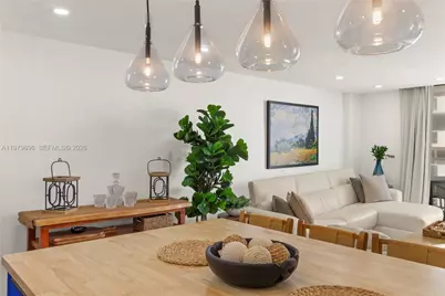 5701 Collins Ave #1619, Miami Beach, FL 33140 - Photo 15