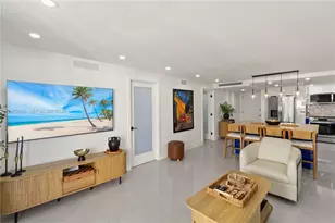 5701 Collins Ave, Miami Beach, FL 33140 - Photo 13