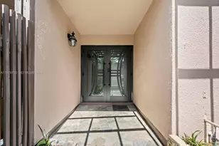 12259 NW 11th St, Pembroke Pines, FL 33026 - Photo 3