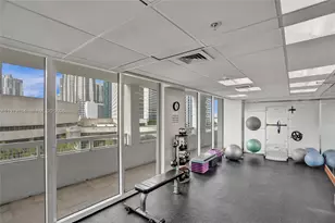 31 SE 5th St, Miami, FL 33131 - Photo 71