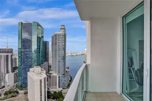 31 SE 5th St, Miami, FL 33131 - Photo 57