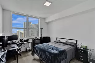 31 SE 5th St, Miami, FL 33131 - Photo 21