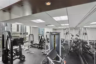 31 SE 5th St, Miami, FL 33131 - Photo 75